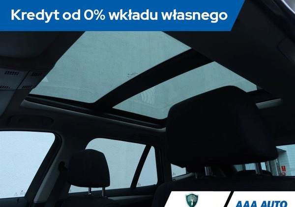BMW X1 cena 61500 przebieg: 137599, rok produkcji 2015 z Zbąszyń małe 301